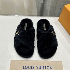 Louis Vuitton Slippers